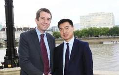 Từ cậu bé rửa chén trong nhà hàng đến Đại học Oxford trở thành quý tộc