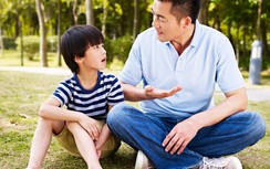 Muốn con nên người trong thời đại công nghệ, cha mẹ phải làm 4 điều này