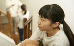 So với việc đánh đập, mắng mỏ, con cái sợ cha mẹ làm 8 điều này hơn