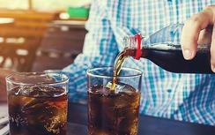 Uống 3 chai nước ngọt mỗi ngày, chàng trai 24 tuổi bị suy thận, phải lọc máu cả thập kỷ