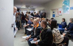 Thị trưởng Ba Lan qua đời dù cư dân xếp hàng để hiến máu cứu người