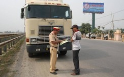 Khánh Hòa tăng cường kiểm tra, xử lý nghiêm xe container vi phạm