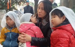 Xe tải tông đoàn người ở Hải Dương: Trắng xoá khăn tang, nước mắt ngập tràn