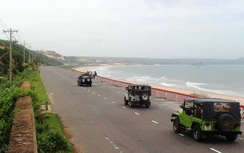 Phát hiện 23 xe Jeep, xe Uoat hết hạn kiểm định ở Mũi Né