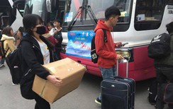 Những chuyến xe miễn phí đưa hàng trăm sinh viên về quê ăn Tết