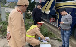 Liên tiếp phát hiện xe khách chở động vật hoang dã