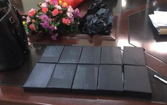 Bắt nữ quái tàng trữ 160 bánh heroin tại nhà