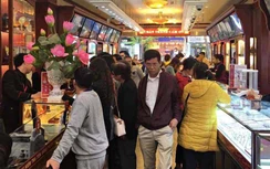 Giá vàng hôm nay 2/2/2019: Giao dịch tưng bừng, vàng trên 37 triệu đồng