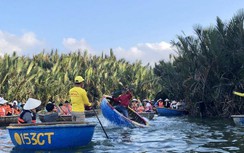 Màn nhảy múa trên thuyền thúng cực vui nhộn ở Hội An