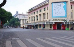 Ngắm một Hà Nội "khác lạ" sáng mùng 1 Tết