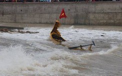 Hải Phòng: Đua thuyền rồng trên biển, 1 người tử vong