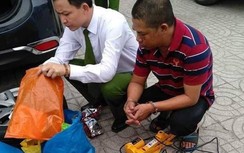 Khởi tố tài xế đâm cọc tiêu trạm thu phí, chống người thi hành công vụ
