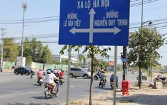 Biển báo đặt sai vị trí hướng dẫn khiến lái xe chạy lòng vòng