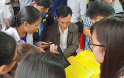 Dịch vụ nào "hốt bạc" tại lễ khai ấn đền Trần?