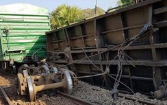 Tàu liên tiếp trật bánh: Ai kiểm định chất lượng đường ray?