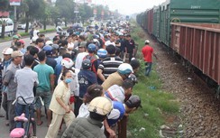 Băng qua đường sắt, người đàn ông bị tàu hàng tông tử vong tại chỗ