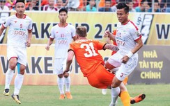 Đội trưởng ĐTVN khiến đối thủ gãy xương sườn