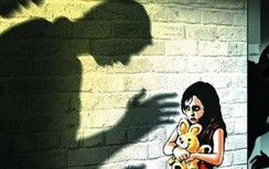 Nóng: Giáo viên chủ nhiệm bị tố sàm sỡ hàng loạt học sinh tiểu học