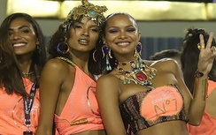 Dàn thiên thần nội y Victoria's Secret "đại náo" lễ hội carnival