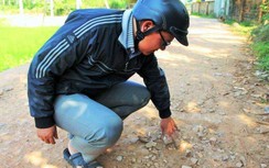 Đường vừa làm đã hỏng, dân từ chối đóng tiền “đối ứng”