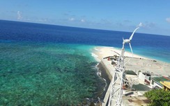 Trực thăng đưa công nhân hải đăng Trường Sa về đất liền cấp cứu