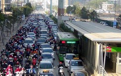 Hà Nội nghiên cứu cấm xe máy trên đường Lê Văn Lương, Nguyễn Trãi