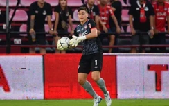 Văn Lâm làm nên “lịch sử” trong lúc Xuân Trường bị “đầy ải”