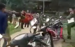 Cùng nhau đi săn, con rể bắn chết bố vợ vì tưởng là khỉ