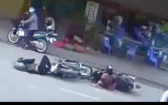 Hiểm họa dừng nghe điện thoại giữa đường