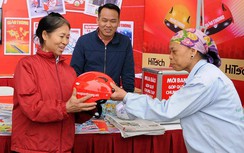 Tiếng cười tràn ngập gian trưng bày báo chí ngành GTVT