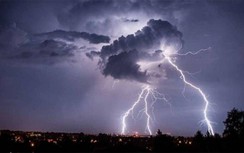 Miền Bắc mưa cả ngày, đề phòng mưa đá, lốc sét