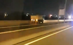 Truy tìm xe ben chạy ngược chiều trên cao tốc Long Thành