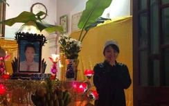 Phố trắng khăn tang, rơi nước mắt thương tiếc 8 học sinh đuối nước