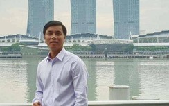 Vừa tháo dải phân cách, ô tô tràn vào làn xe gắn máy