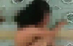 Video clip: Nữ sinh lớp 9 tại Hưng Yên bị đánh hội đồng, lột đồ gây phẫn nộ