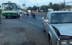 Tai nạn liên hoàn giữa 3 ô tô và 1 xe máy, 2 người bị thương