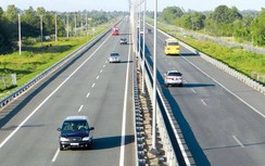 Thuê flycam xác định vi phạm hành lang đường cao tốc