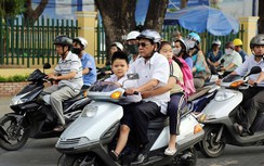 Không đội mũ bảo hiểm cho trẻ em bị phạt bao nhiêu tiền?