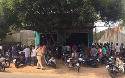 Bắt đối tượng giết người xong chạy về nhà cố thủ đòi tự tử