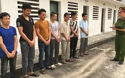 Khởi tố 7 bị can đánh bạc tại Hà Nam