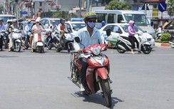 Xe máy vượt đèn đỏ bị phạt bao nhiều tiền, công an có được giữ phương tiện?