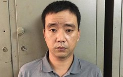 Hà Nội: Kẻ dâm ô hai bé gái trong ngõ khai gì tại cơ quan công an?