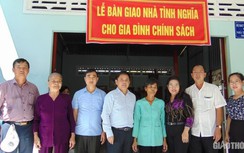 Bộ trưởng GTVT dự lễ tặng nhà tình nghĩa cho gia đình chính sách Sóc Trăng