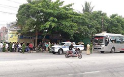 Hai nhóm người đi xe ẩu đả trên QL1, có tiếng súng nổ