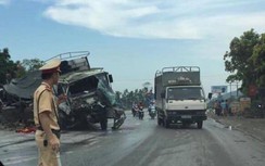 Video: Hiện trường vụ hai xe tải đối đầu trên QL1A