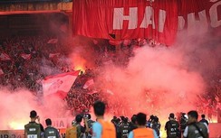 Án phạt kỷ lục vụ đốt pháo sáng ở sân Hàng Đẫy