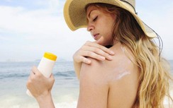 Bác sĩ chỉ cách bảo vệ da, thỏa sức đắm chìm với sóng biển kỳ nghỉ 30/4-1/5