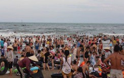 Đến Sầm Sơn nghỉ lễ, nếu bị "chặt chém" gọi ngay cho Chủ tịch thành phố