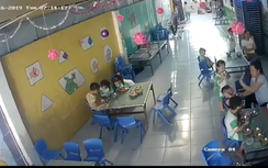 Xác minh clip bảo mẫu "nhồi nhét" cơm vào miệng trẻ