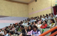 Tiếp xúc cử tri quận 2, cấm livestream ra bên ngoài